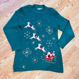 NWOT Victoria Jones Green Christmas Beaded Sweater W/Santa & Sleigh Appliqué Med